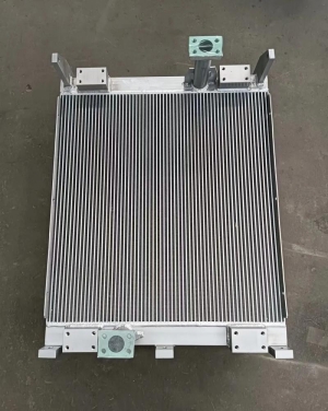 804009513 液压油散热器 副本